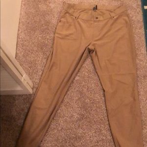 NEVER WORN!! WOMENS HUE KHAKI JEGGINGS